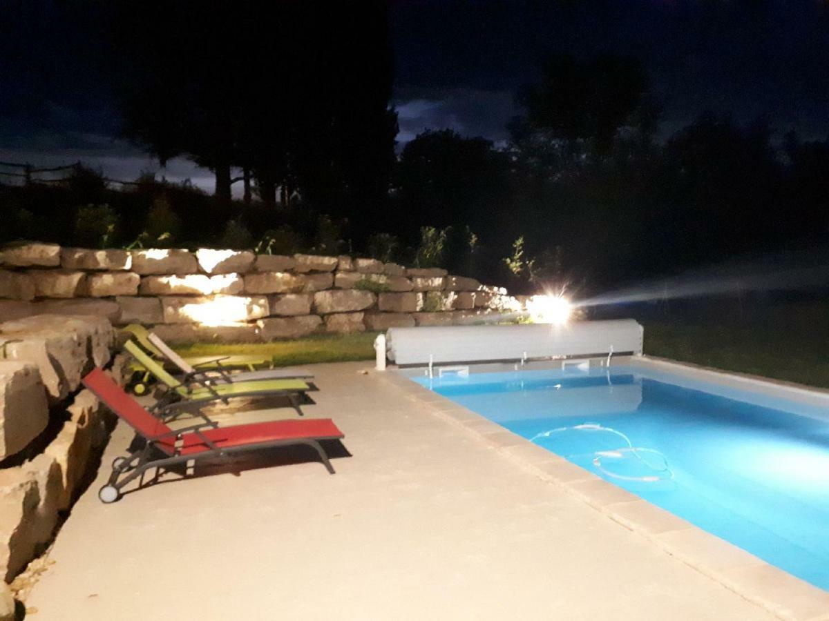 Bed and Breakfast Le Moulin De Saint-Julien Exterior foto