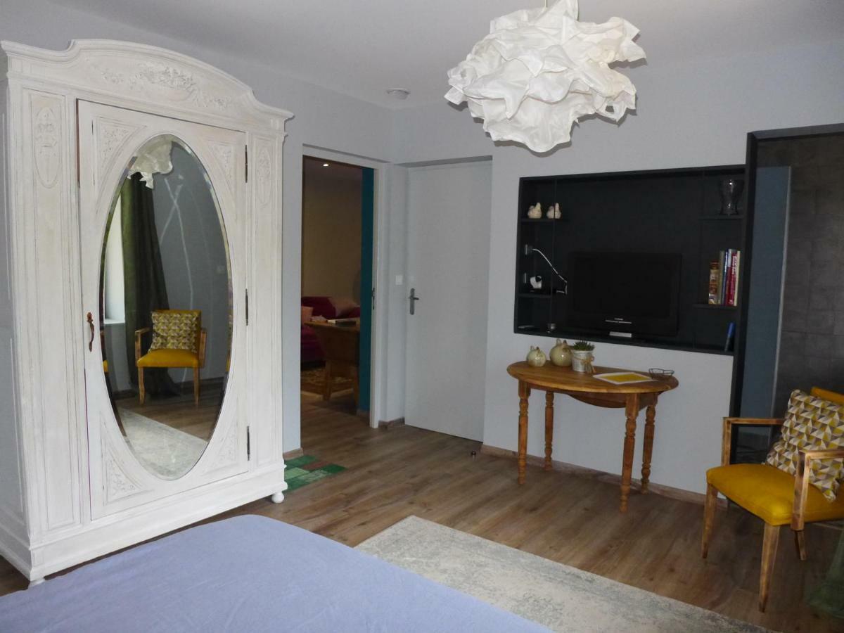 Bed and Breakfast Le Moulin De Saint-Julien Exterior foto